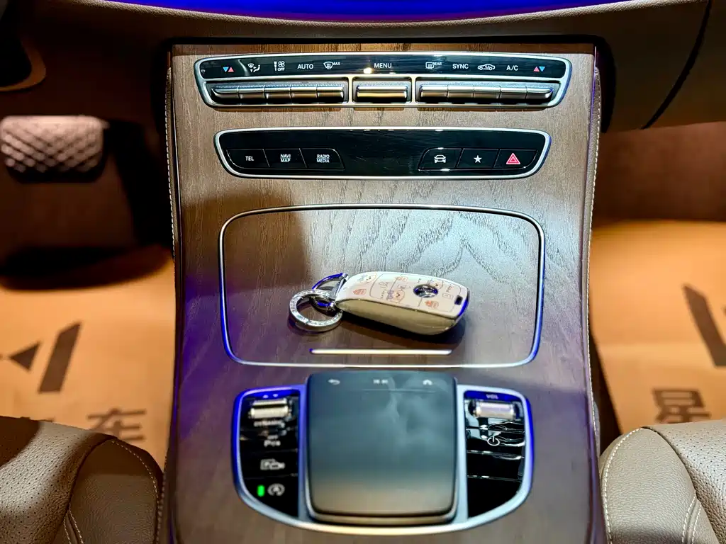 Mercedes-Benz Mercedes-Benz E-Class 2022 Facelift E 300 L Fashion Edition 2022 - thumbnail 6