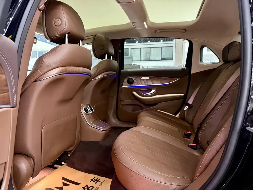 Mercedes-Benz Mercedes-Benz E-Class 2022 Facelift E 300 L Fashion Edition 2022 - thumbnail 14