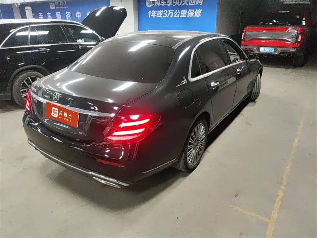 Mercedes-Benz Mercedes-Benz E-Class 2020 Facelift E 300 L Special Edition 2020 - thumbnail 4