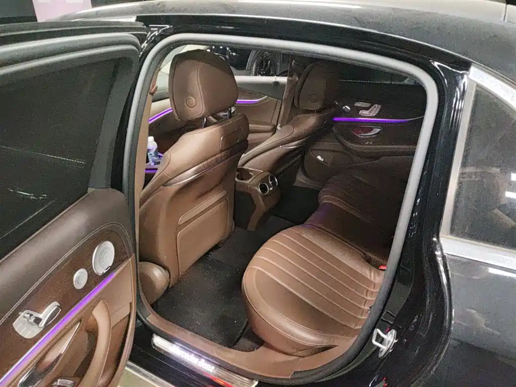 Mercedes-Benz Mercedes-Benz E-Class 2020 Facelift E 300 L Special Edition 2020 - thumbnail 9