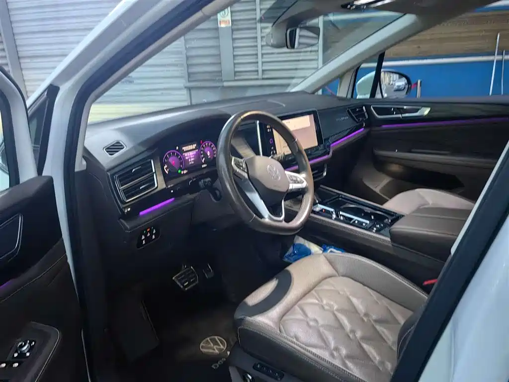 Volkswagen Viloran 2022 380TSI Prestige Edition 2022 - thumbnail 8