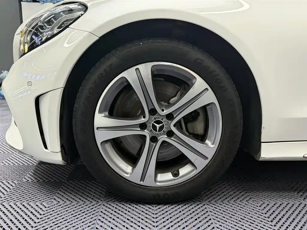 Mercedes-Benz Mercedes-Benz C-Class 2020 Facelift C 260 L Sport Edition 2020 - thumbnail 5