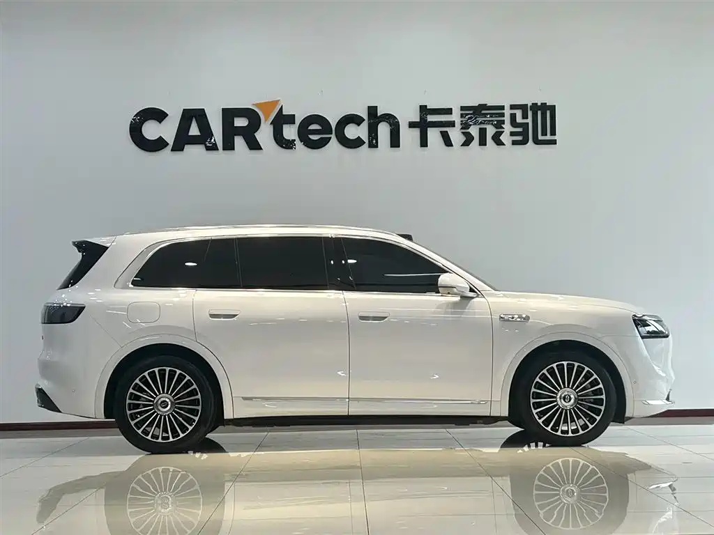 AITO AITO M8 2025 EREV Max+ 53.4kWh 5-Seater 192-Line LiDAR 2025 - thumbnail 3