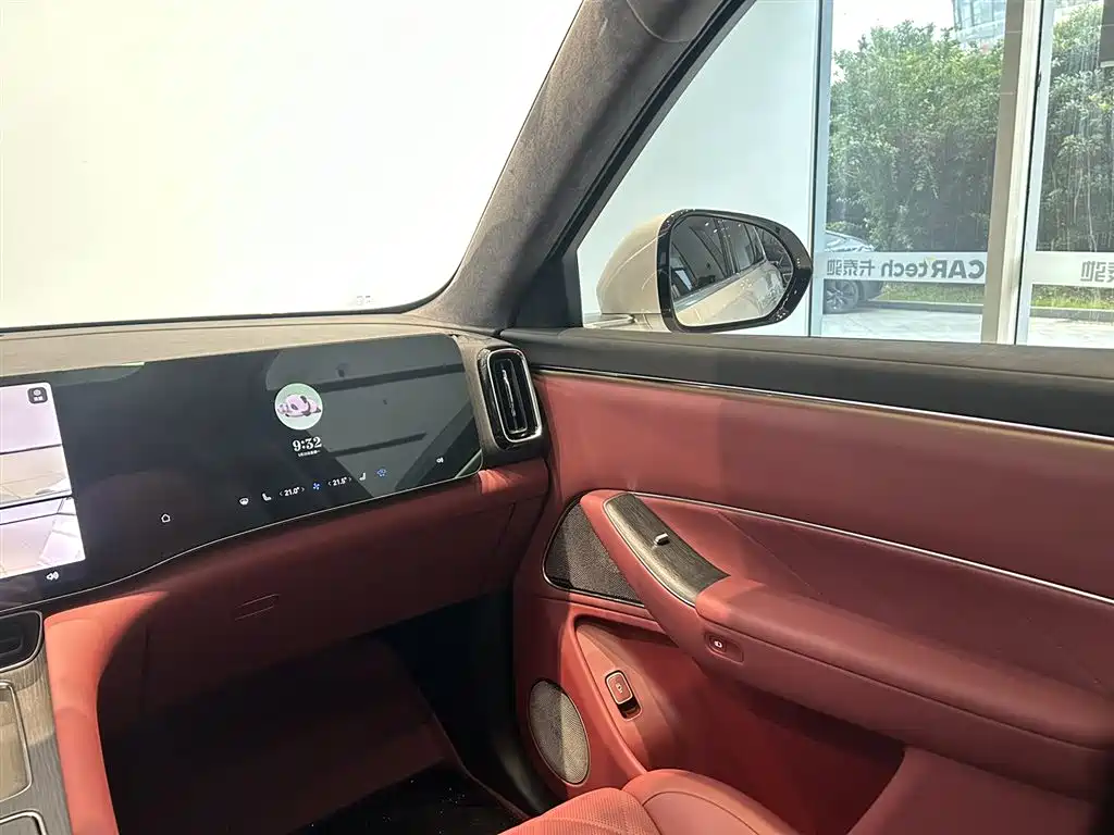 AITO AITO M8 2025 EREV Max+ 53.4kWh 5-Seater 192-Line LiDAR 2025 - thumbnail 25