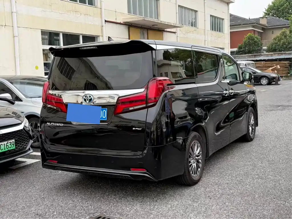 Toyota Alphard 2021 Hybrid 2.5L Luxury Edition 2023 - thumbnail 11