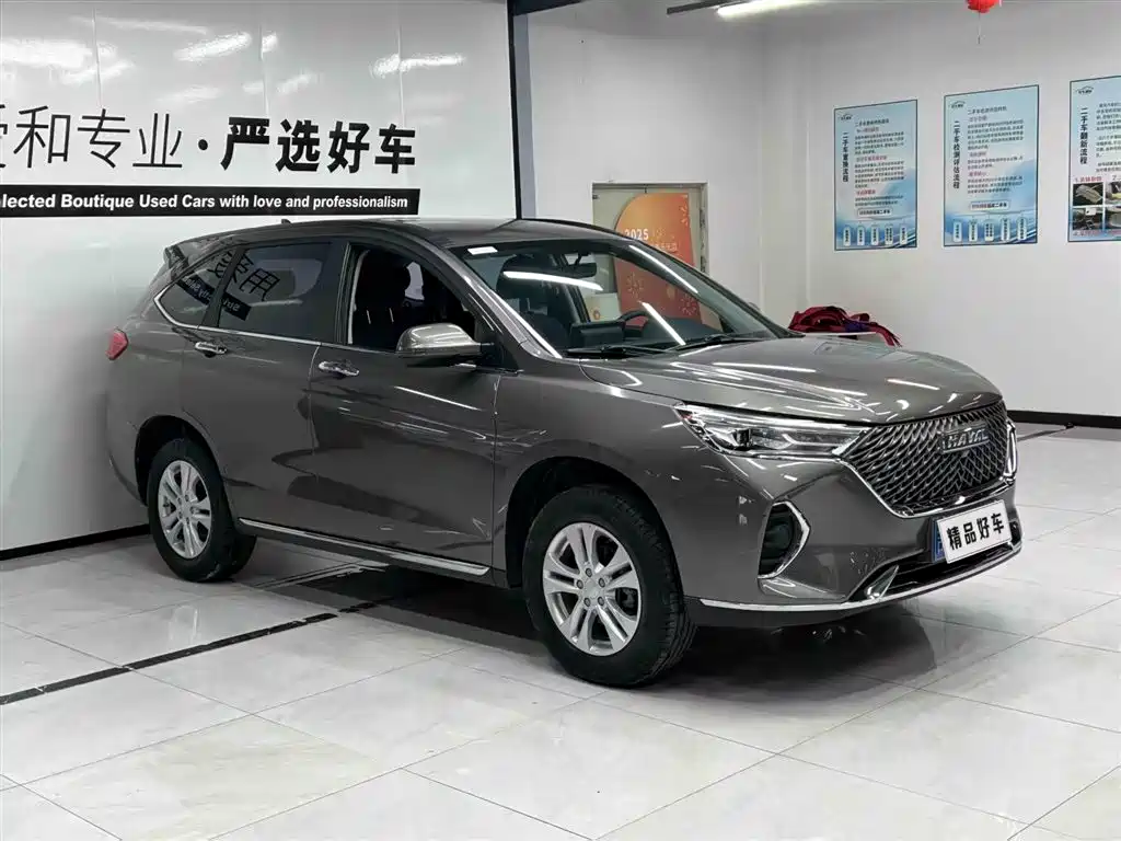Haval Haval M6 2021 PLUS 1.5T Manual Elite Smart Connect 2021 - thumbnail 3