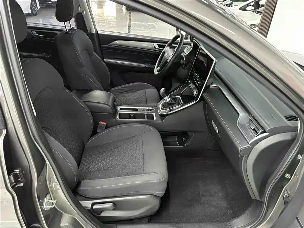 Haval Haval M6 2021 PLUS 1.5T Manual Elite Smart Connect 2021 - thumbnail 10