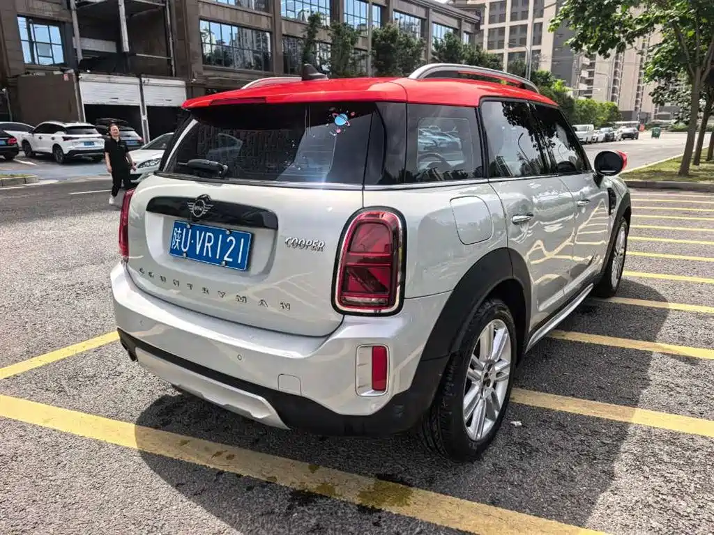 MINI MINI Countryman 2021 1.5T COOPER ALL4 Connoisseur 2021 - thumbnail 3