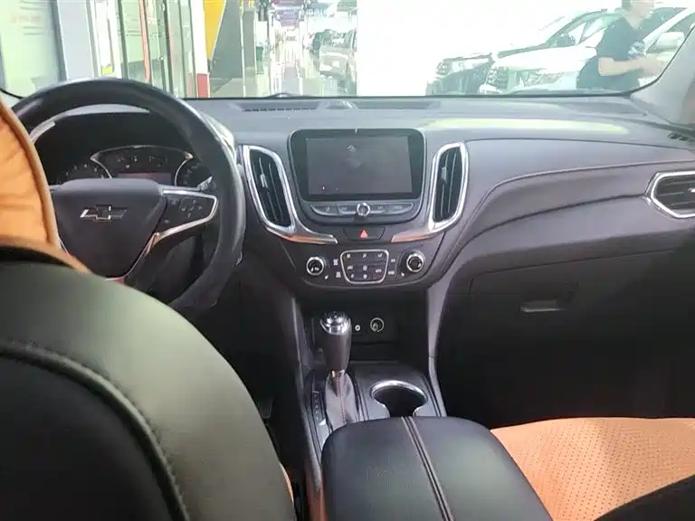 Chevrolet Chevrolet Equinox 2019 Redline 550T AWD RS China VI 2019 - thumbnail 9