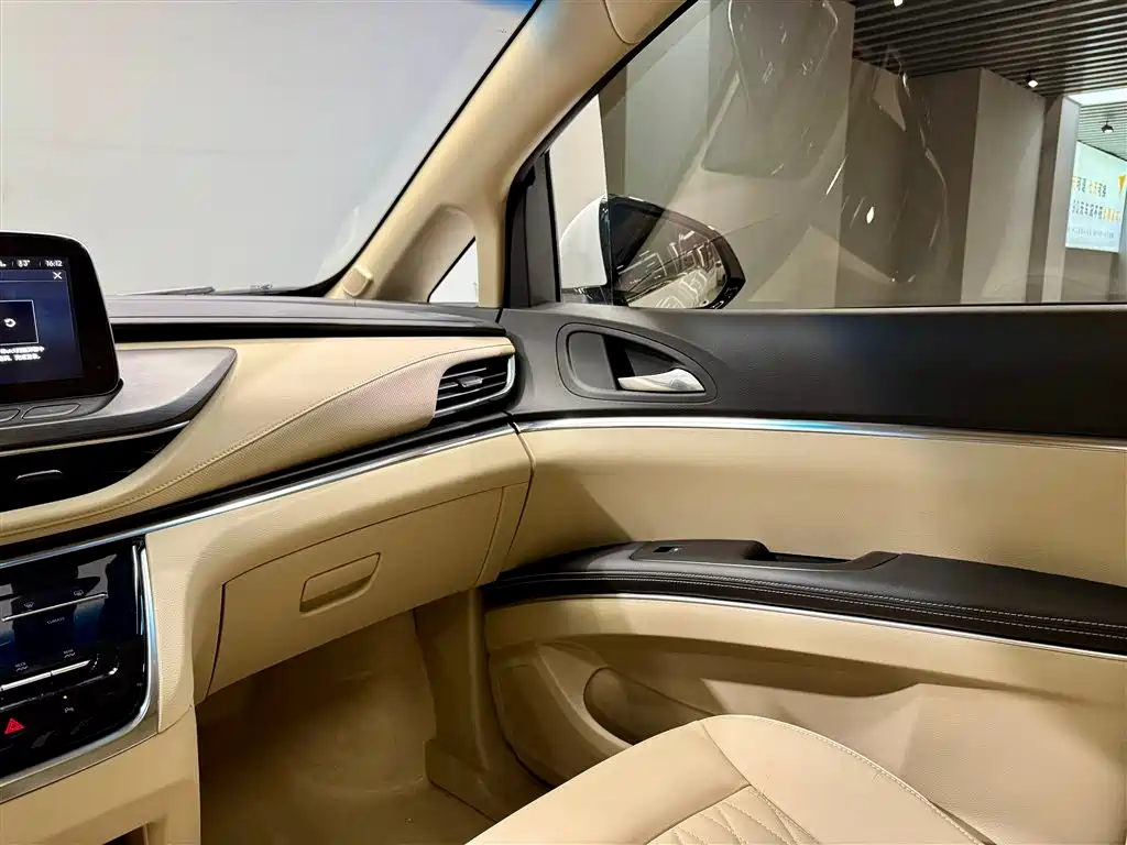 Buick Buick GL8 2023 Facelift Land Business Class Luxury 2025 - thumbnail 29