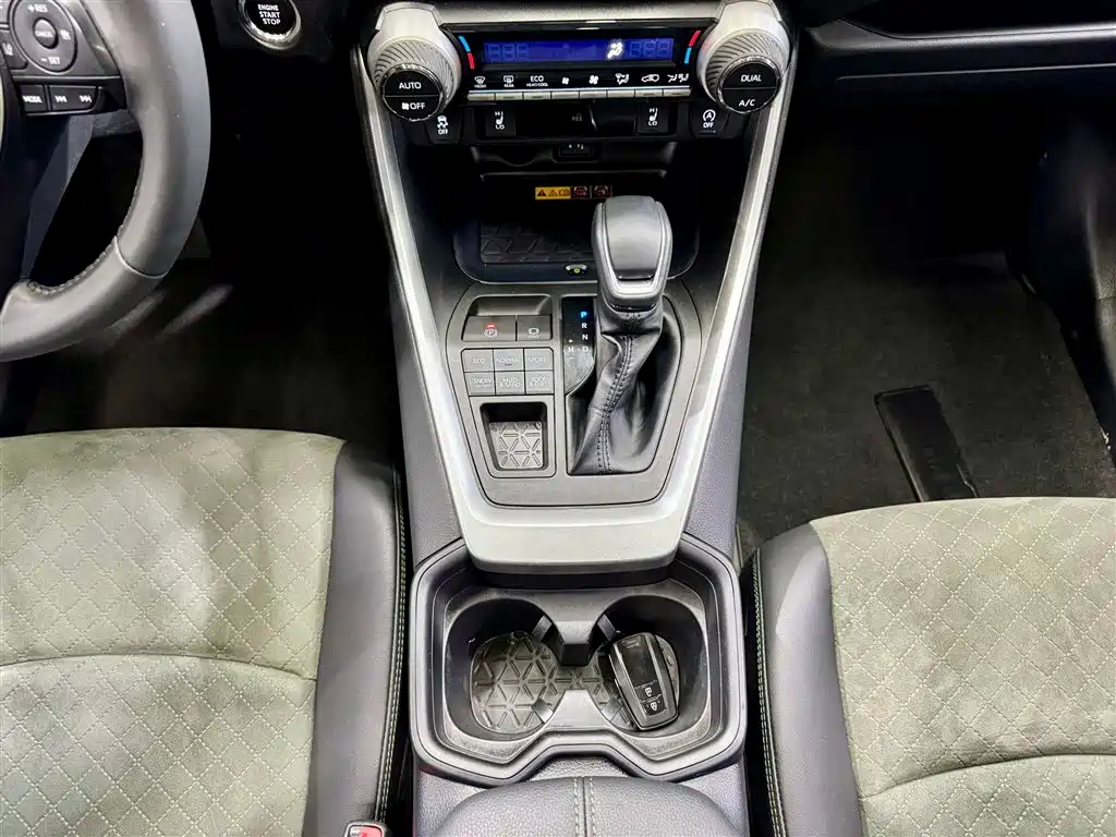 Toyota Toyota RAV4 2024 2.0L CVT AWD Adventure Plus 2024 - thumbnail 21