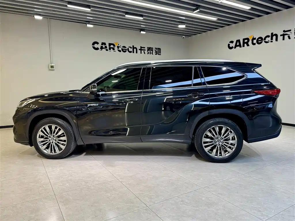Toyota Toyota Highlander 2022 Hybrid 2.5L AWD Premium Edition 7-Seater 2022 - thumbnail 7