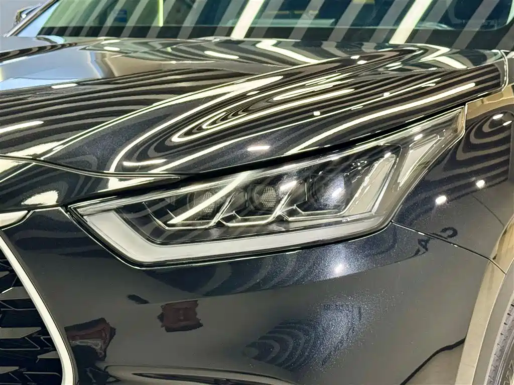 Toyota Toyota Highlander 2022 Hybrid 2.5L AWD Premium Edition 7-Seater 2022 - thumbnail 8
