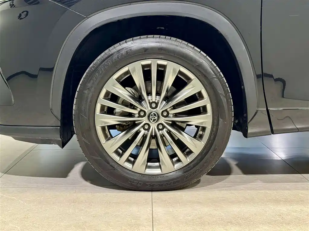 Toyota Toyota Highlander 2022 Hybrid 2.5L AWD Premium Edition 7-Seater 2022 - thumbnail 10