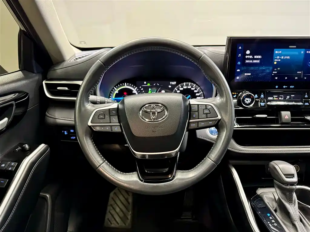Toyota Toyota Highlander 2022 Hybrid 2.5L AWD Premium Edition 7-Seater 2022 - thumbnail 25