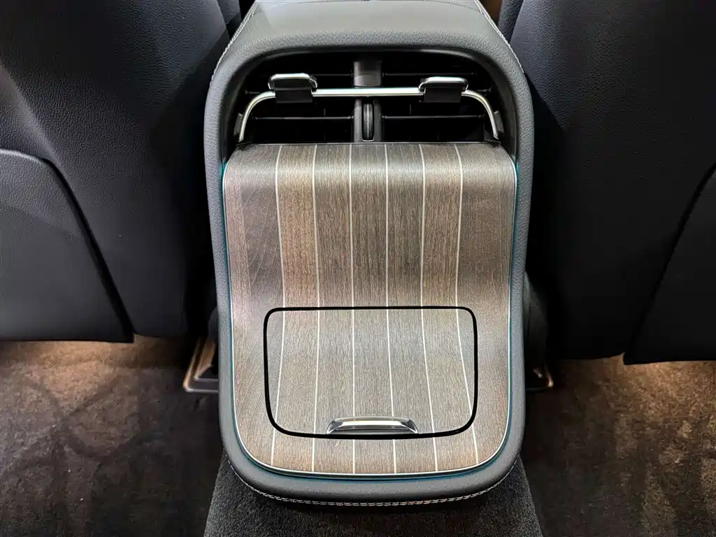 Mercedes-Benz Mercedes-Benz E-Class 2024 E 300 L Luxury 2024 - thumbnail 26