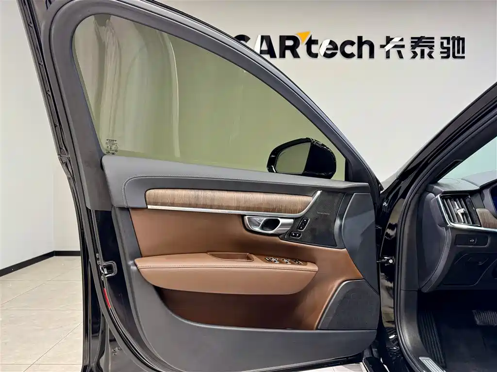 Volvo Volvo S90 2025 B5 Inscription 2025 - thumbnail 17