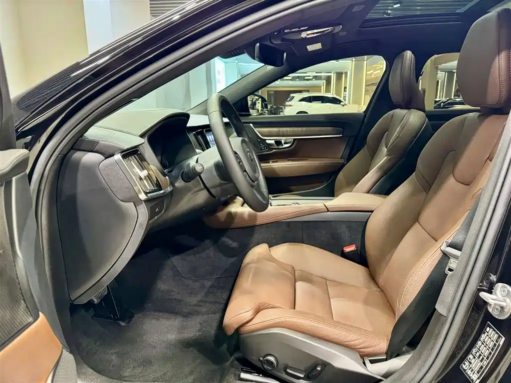 Volvo Volvo S90 2025 B5 Inscription 2025 - thumbnail 18