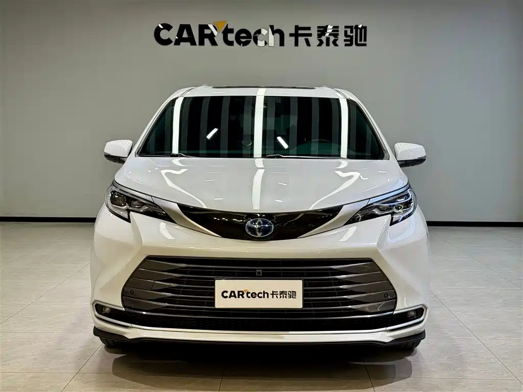 Toyota Sienna 2023 2.5L Hybrid Platinum Edition 2024 - thumbnail 3