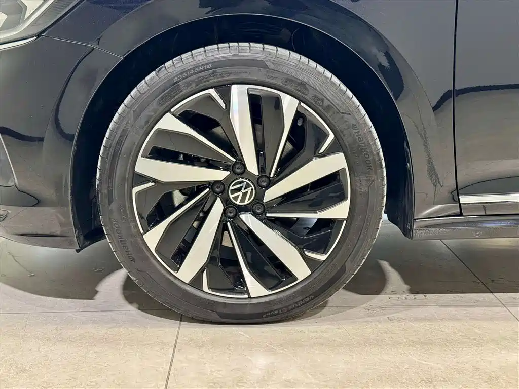 Volkswagen Passat 2024 380TSI Longteng Edition 2025 - thumbnail 10