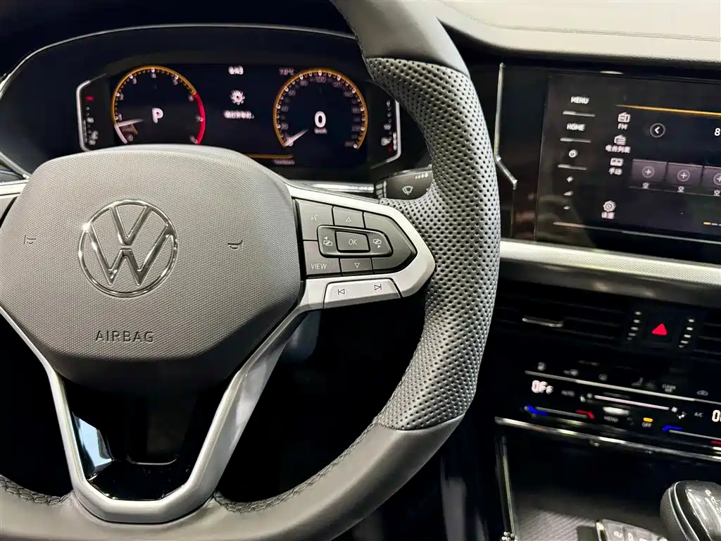 Volkswagen Passat 2024 380TSI Longteng Edition 2025 - thumbnail 24