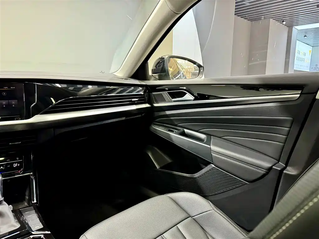 Volkswagen Passat 2024 380TSI Longteng Edition 2025 - thumbnail 26