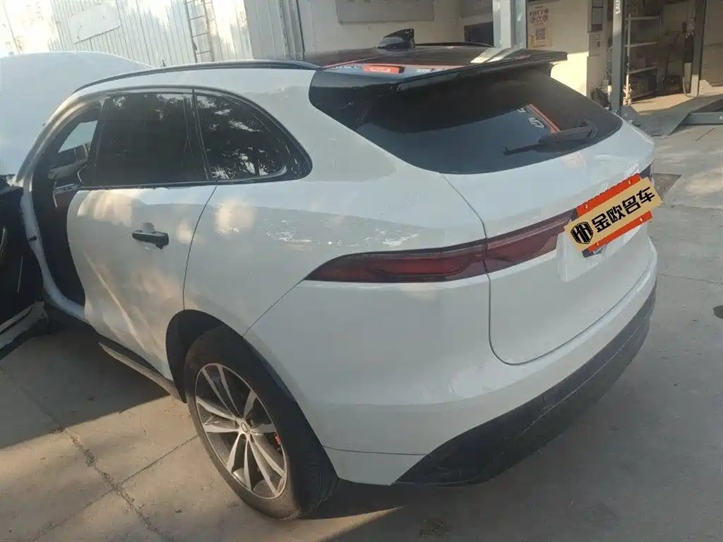 Jaguar Jaguar F-PACE 2024 P250 R-Dynamic SE 2024 - thumbnail 5
