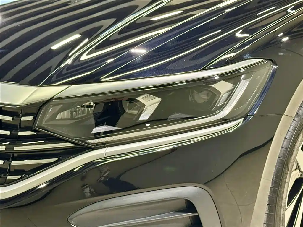 Volkswagen Passat 2025 330TSI Elite Edition 2025 - thumbnail 8