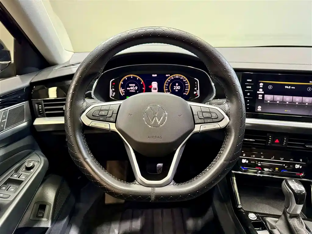 Volkswagen Passat 2025 330TSI Elite Edition 2025 - thumbnail 25