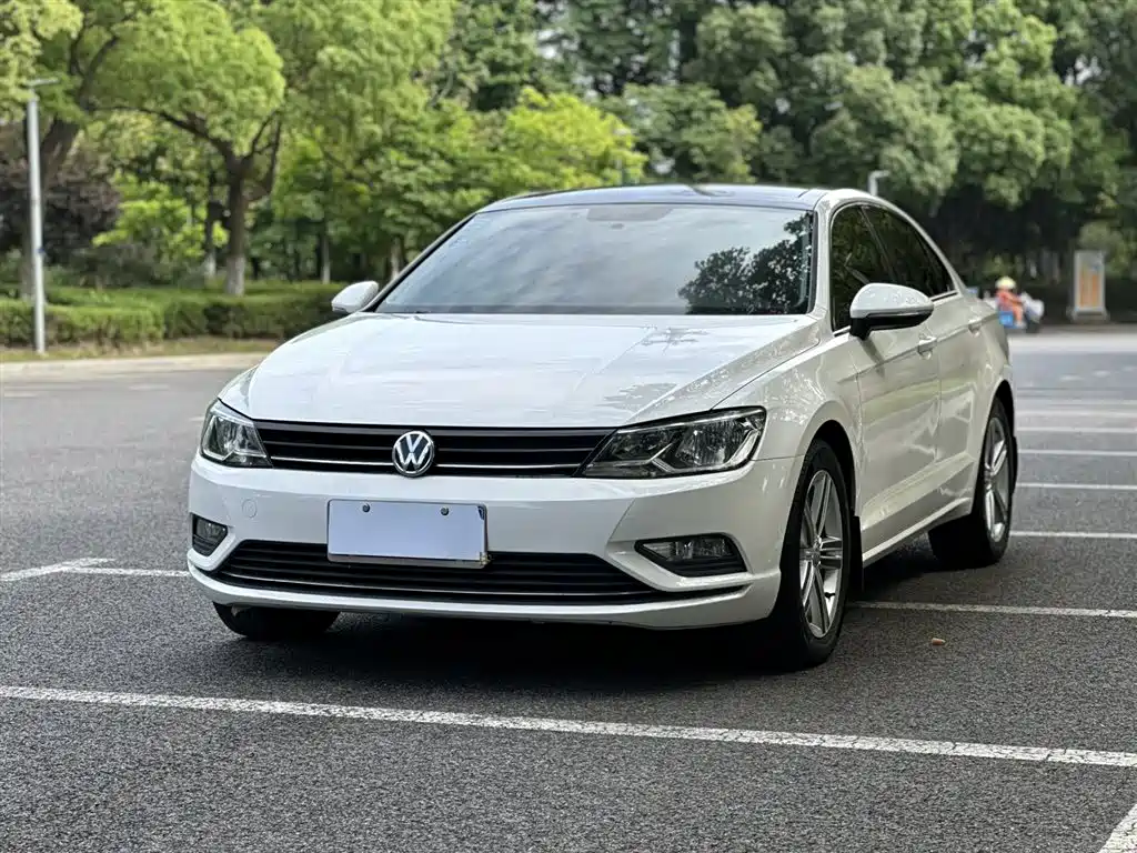 Volkswagen Volkswagen Lamando 2015 280TSI DSG Comfort Edition 2015
