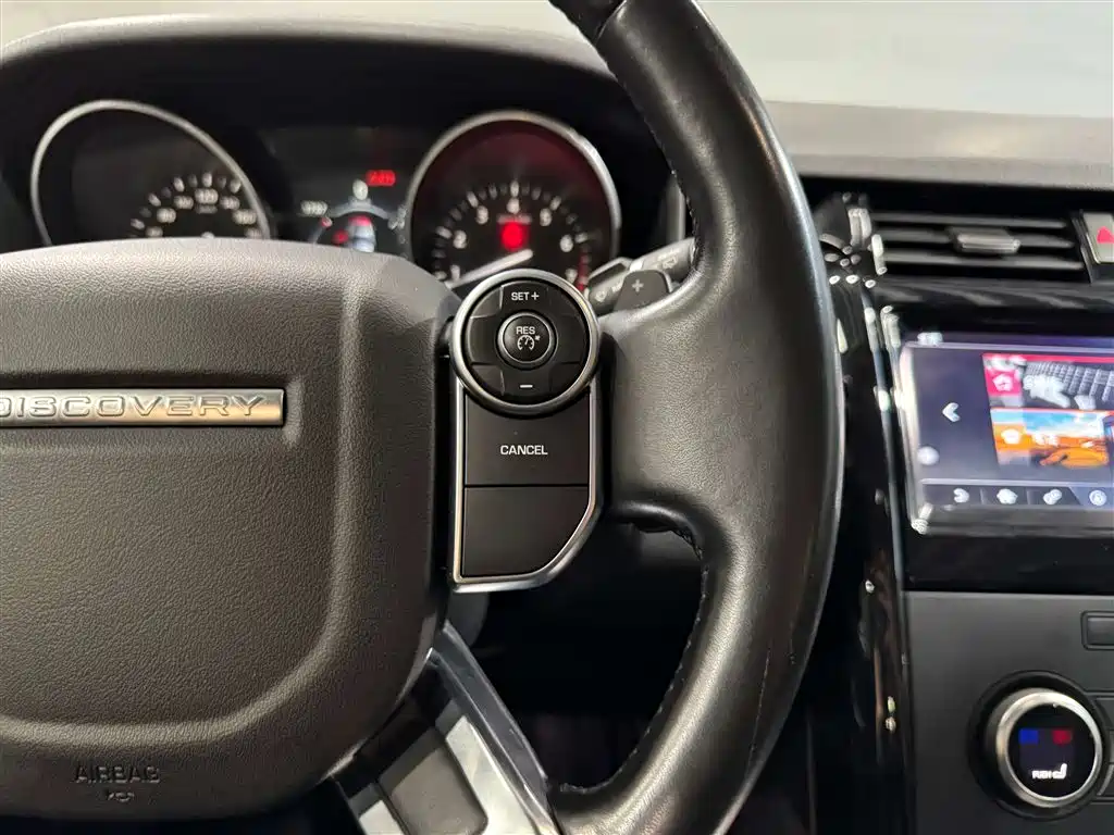 Land Rover Land Rover Discovery 2018 3.0 SC V6 SE 2018 - thumbnail 18