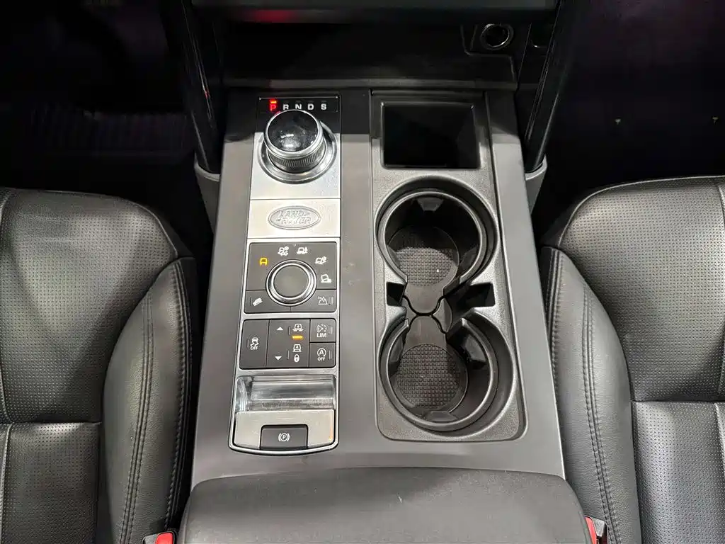 Land Rover Land Rover Discovery 2018 3.0 SC V6 SE 2018 - thumbnail 25