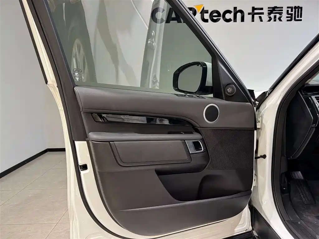Land Rover Land Rover Discovery 2018 3.0 SC V6 SE 2018 - thumbnail 28