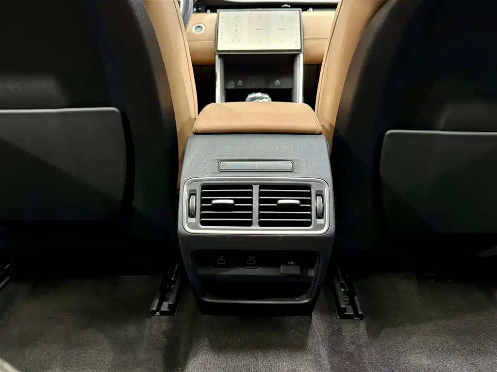 Land Rover Land Rover Discovery Sport 2024 Luxury Custom Edition 2024 - thumbnail 20