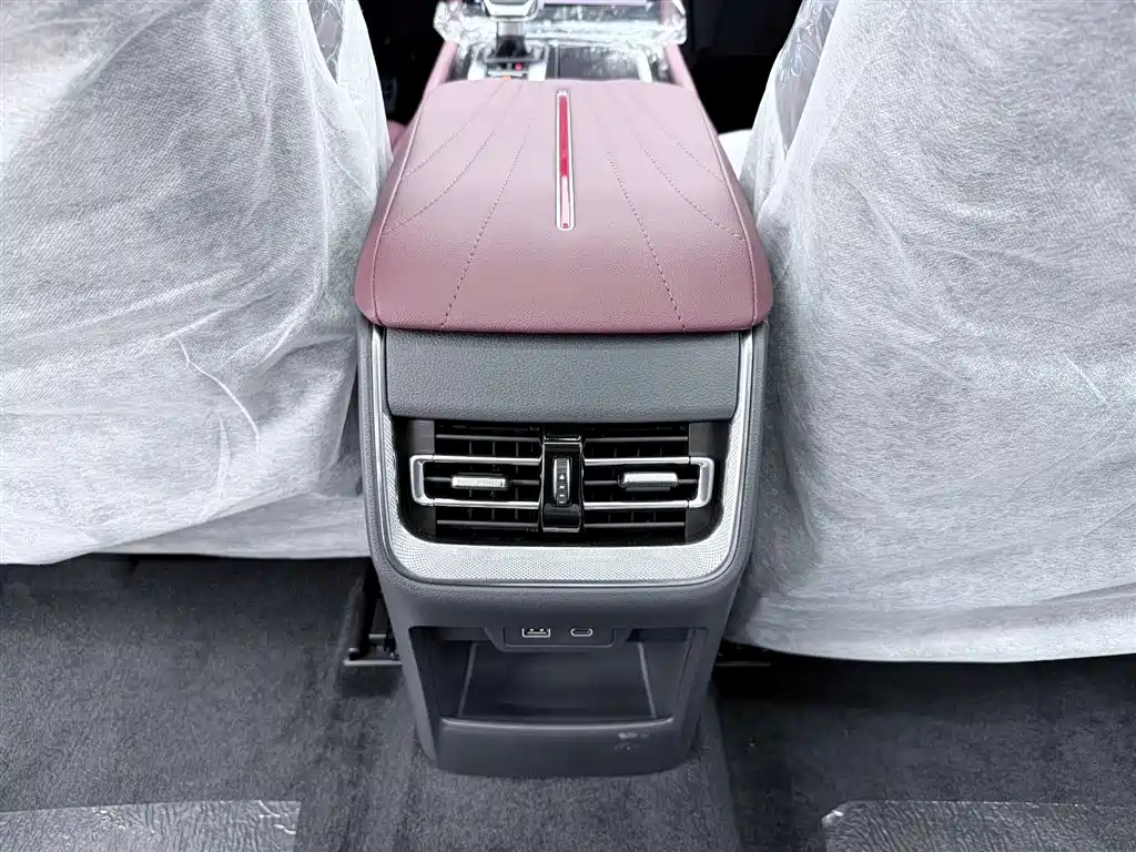 Hongqi Hongqi H5 2025 2.0T Automatic Xuanying Edition 2026 - thumbnail 9