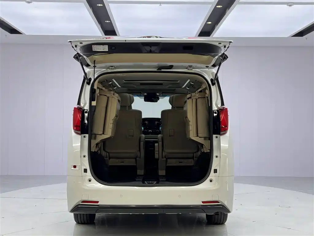 Toyota Toyota Alphard 2019 Hybrid 2.5L Luxury Edition 2020 - thumbnail 13