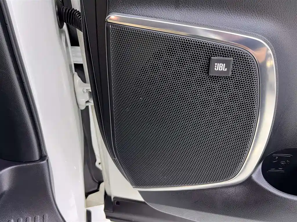 Toyota Toyota Alphard 2019 Hybrid 2.5L Luxury Edition 2020 - thumbnail 26