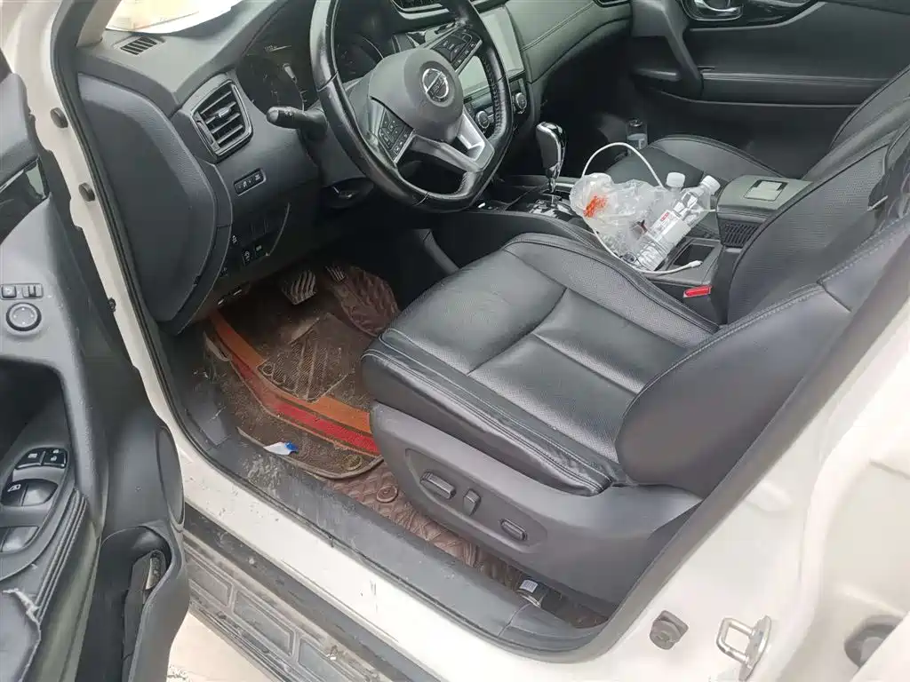 Nissan Nissan X-Trail 2019 2.0L CVT Comfort 2WD 2019 - thumbnail 5