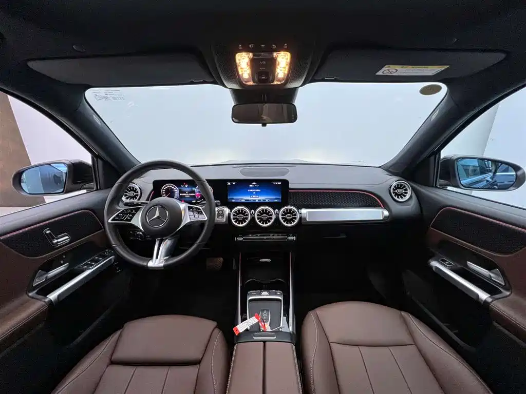 Mercedes-Benz Mercedes-Benz GLB 2024 GLB 220 Dynamic 2025 - thumbnail 9