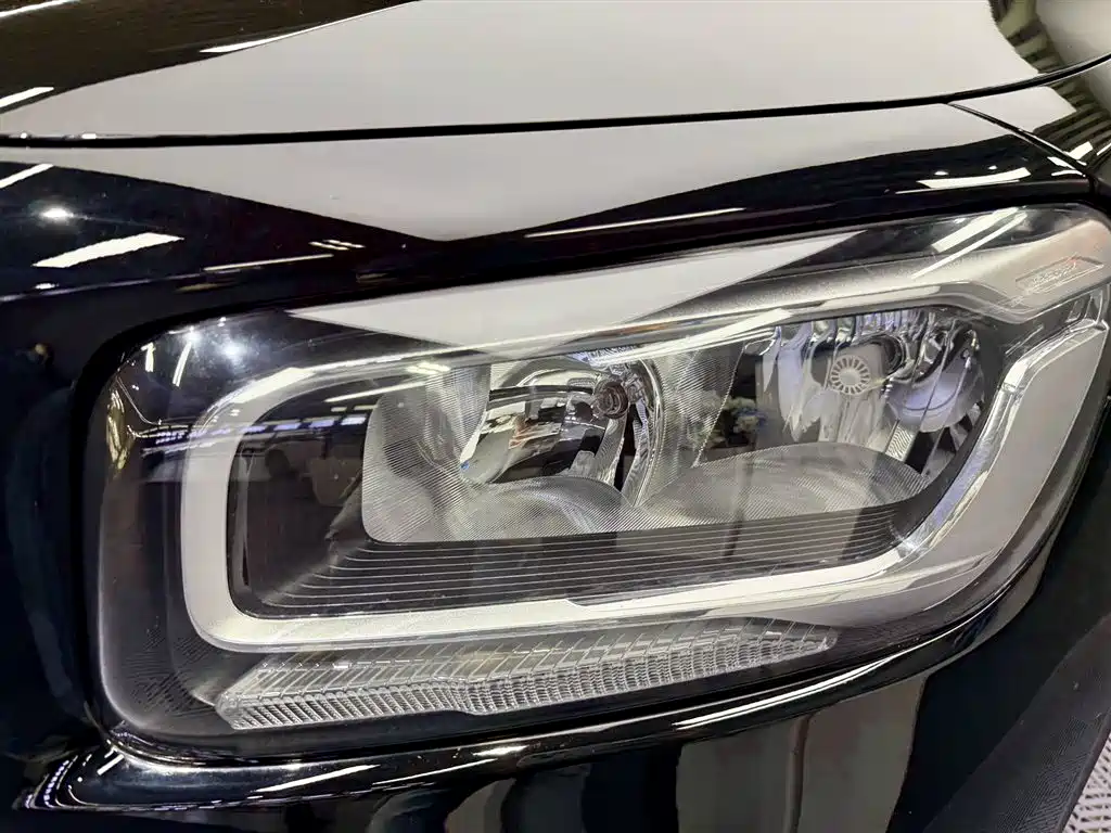 Mercedes-Benz Mercedes-Benz GLB 2020 GLB 180 Dynamic 2020 - thumbnail 5