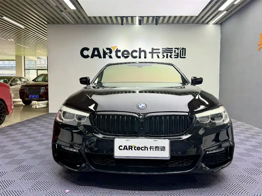 BMW BMW 5 Series (Import) 2018 525i M Sport Package 2018 - thumbnail 2