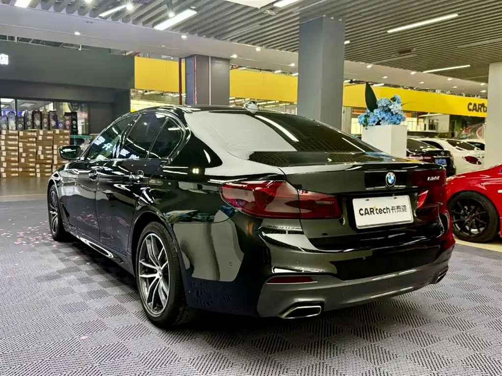 BMW BMW 5 Series (Import) 2018 525i M Sport Package 2018 - thumbnail 4