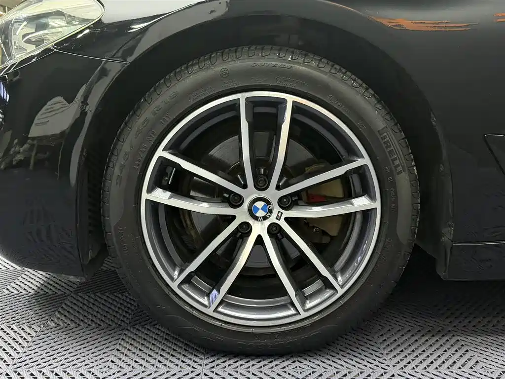 BMW BMW 5 Series (Import) 2018 525i M Sport Package 2018 - thumbnail 7