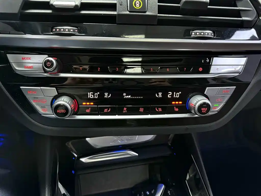 BMW BMW X3 2021 xDrive28i M Sport Package 2021 - thumbnail 6