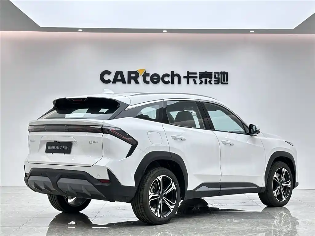 Geely Galaxy Geely Galaxy L7 2025 EM-i 115km Exploration Edition 2026 - thumbnail 4