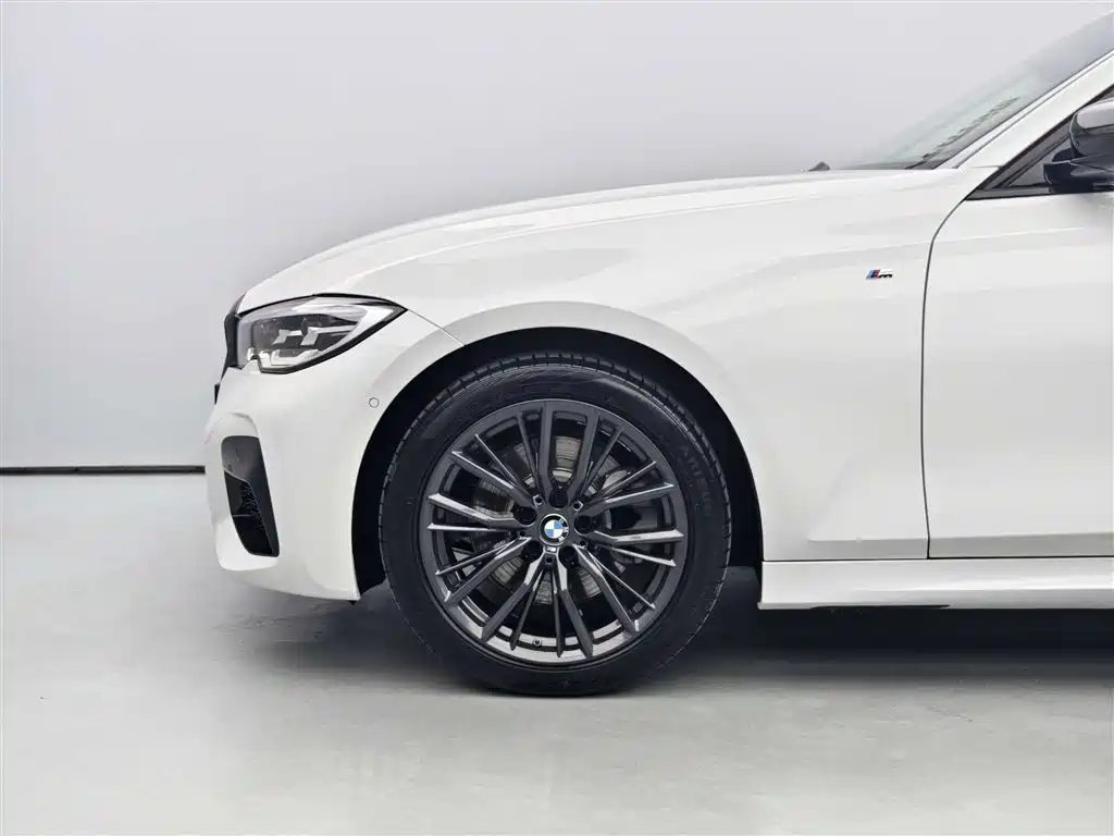 BMW BMW 3 Series 2021 Facelift 330Li xDrive M Sport Night Edition 2021 - thumbnail 6