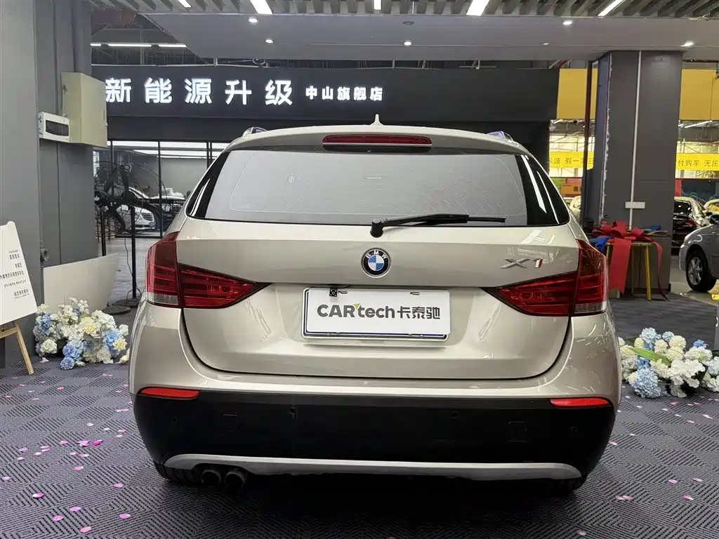 BMW BMW X1 2010 xDrive25i 2011 - thumbnail 3