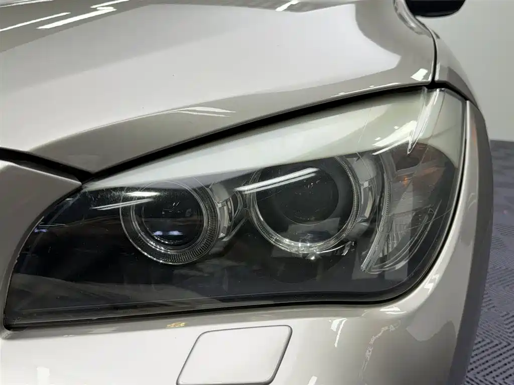 BMW BMW X1 2010 xDrive25i 2011 - thumbnail 5