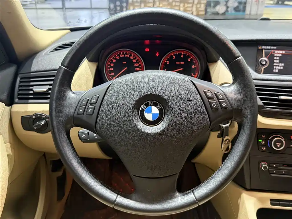 BMW BMW X1 2010 xDrive25i 2011 - thumbnail 9