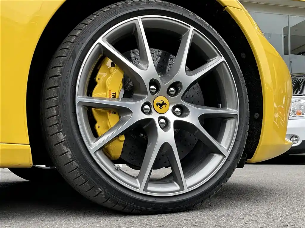 Ferrari Ferrari California T 2009 4.3L Standard 2012 - thumbnail 6